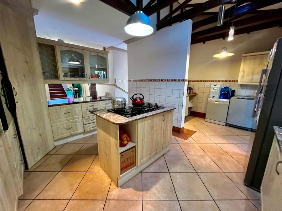 3 Bedroom Property for Sale in Safari Gardens North West